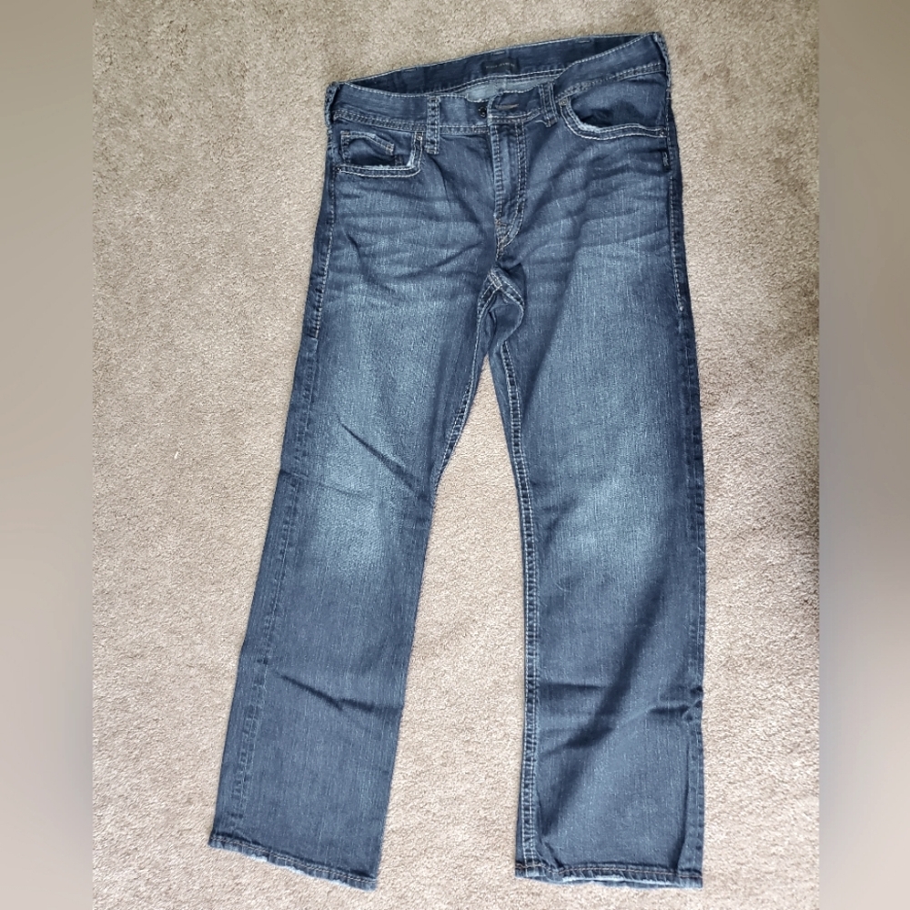 Men's Silver Jeans Company blue jeans. Size 34/32